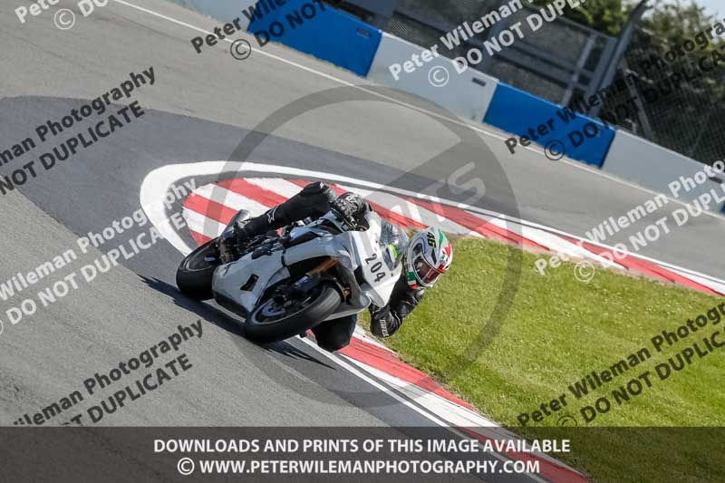 donington no limits trackday;donington park photographs;donington trackday photographs;no limits trackdays;peter wileman photography;trackday digital images;trackday photos